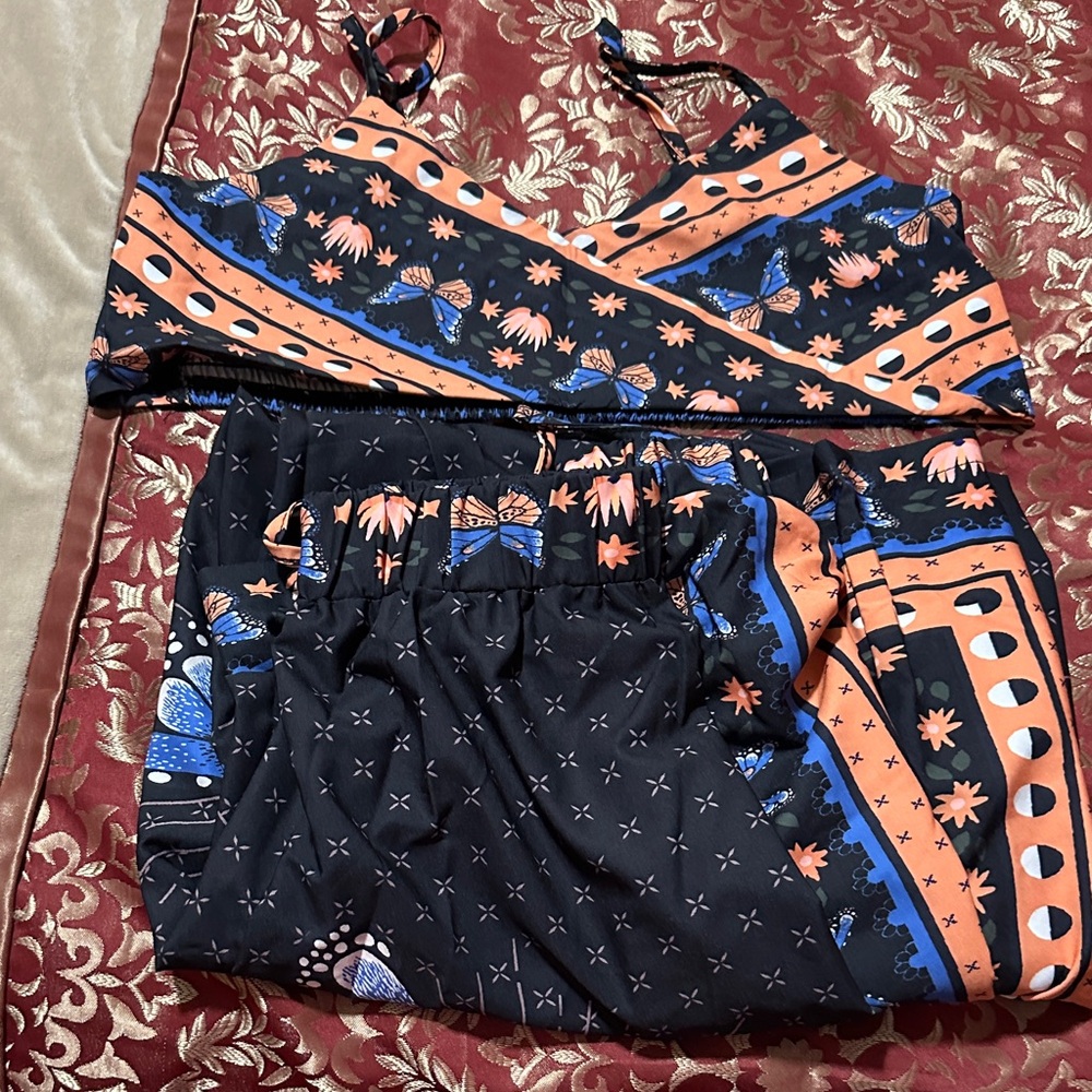 Floral Patterned Two-Piece Set